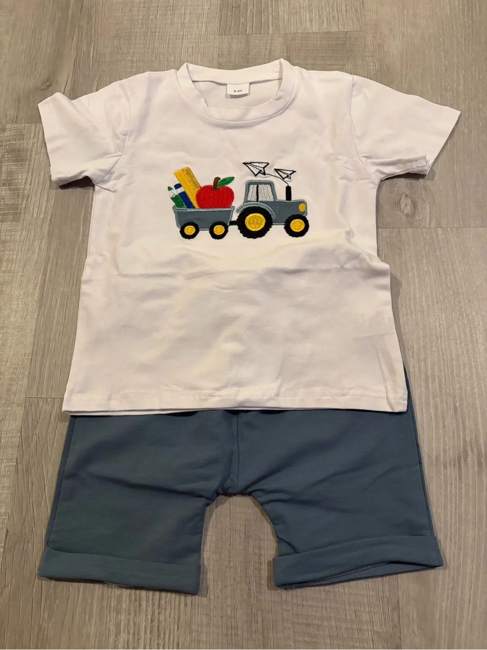 Toddler Boutique Back To School Shorts Set..3-4T